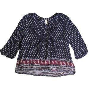 Forever21 Dark Navy, White, and Burgundy Purple Blouse